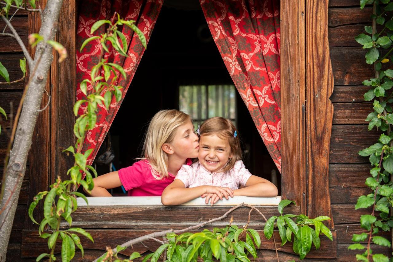 Familien-Appartements Oerglwirt'S Gut Маріапфар Екстер'єр фото
